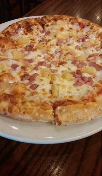 Classic Hawaiian Pizza