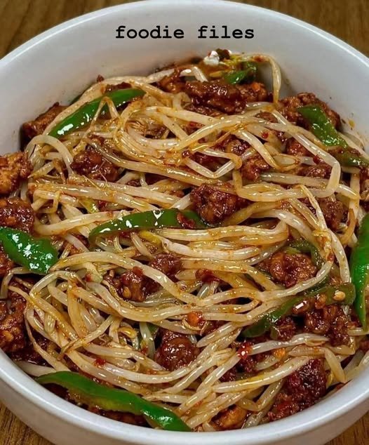 Savory Stir-Fried Bean Sprouts with Minced Meat